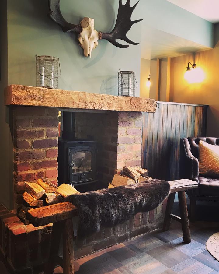 Hotel The White Horse Hertingfordbury Exterior foto